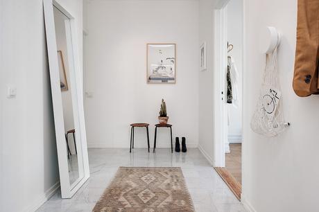 UN APARTAMENTO EN SUECIA CON UNA LUZ MUY ESPECIAL