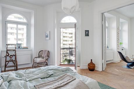 UN APARTAMENTO EN SUECIA CON UNA LUZ MUY ESPECIAL