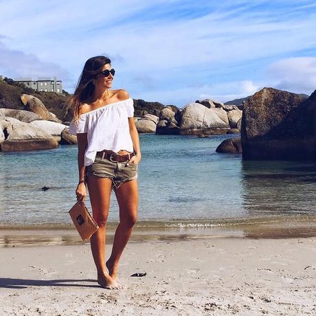 Hombros al aire Hombros al aire