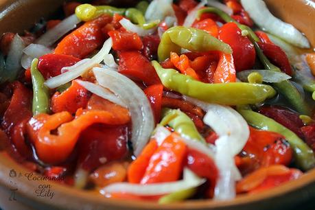 Ensalada De Pimiento Rojo y Piparras