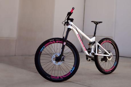 2016_turner-bikes-burner-white-01_2556