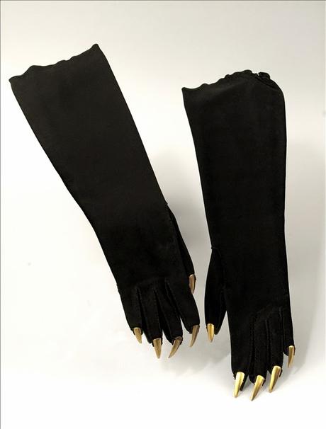 MASTERPIECE. Guantes de Noche de Elsa Schiaparelli