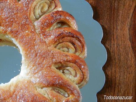 CORONA DE DÁTILES Y NARANJA