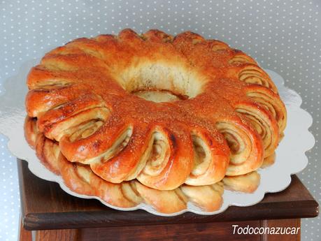 CORONA DE DÁTILES Y NARANJA