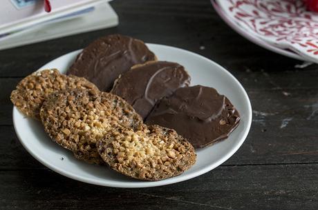 MOSCOVITAS: PASTAS DE ALMENDRA CON BAÑO DE CHOCOLATE TÍPICAS DEL RIALTO DE OVIEDO