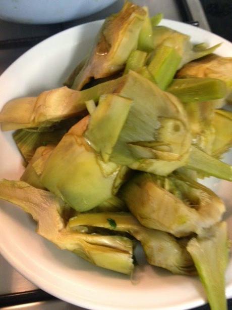 ALCACHOFAS CON JAMON Y SALSITA BLANCA