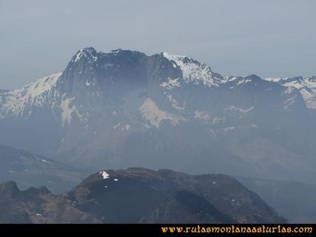 Ruta Puente Vidosa, Jucantu: Desde Derrabao, vistas del Tiatordos Ruta Puente Vidosa, Jucantu: Desde Derrabao, vistas del Tiatordos
