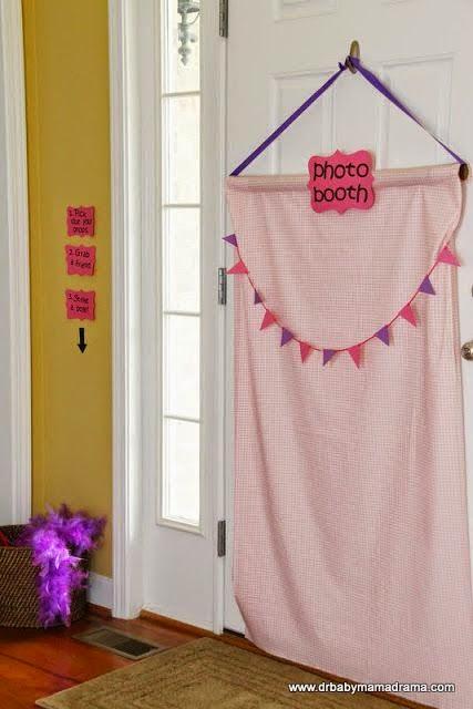 ¿Ya conoces el photobooth y los props de personajes? ¡Ideas y más! | M  V  B