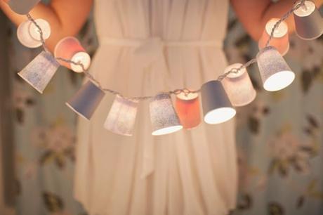 Cómo hacer una guirnalda de luces handmade para tu boda.