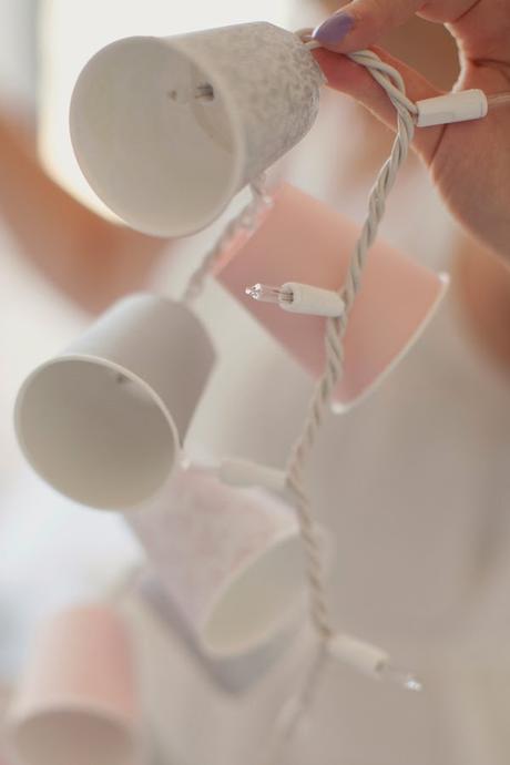 Cómo hacer una guirnalda de luces handmade para tu boda.
