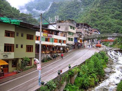 Aguas Calientes, Perú Aguas Calientes, Machu Picchu, Perú, La vuelta al mundo de Asun y Ricardo, round the world, mundoporlibre.com