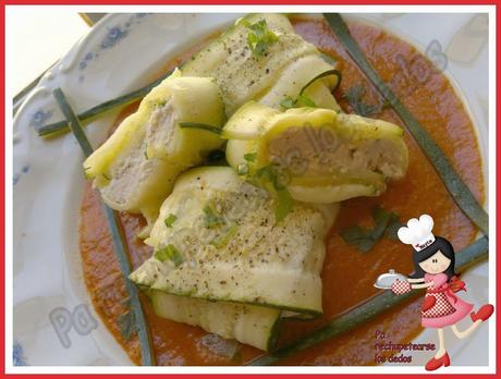 *Rollitos de calabacines rellenos de pollo en salsa de tomate (thermomix)