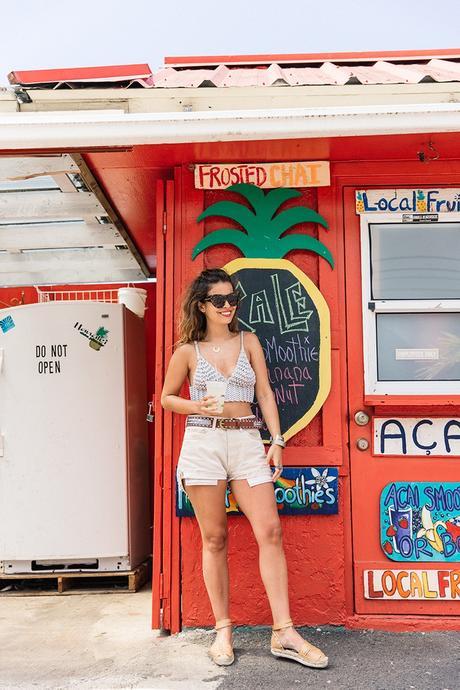 Crochet_Top-Levis_Vintage-Espadrilles-Revolve_Clothing-Maje_Belt-Outfit-Hawai-Kauai-Collage_Vintage-16