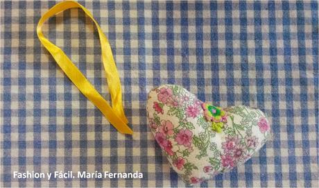 Alfiletero corazón para regalar en el día de las madres DIY (A stuffed heart for mother´s day Eco DIY)
