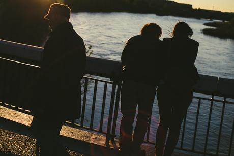 Mirando al río del amor