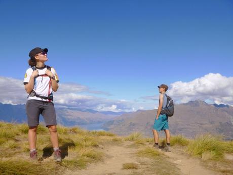 SENDERISMO EN LA ZONA DE QUEENSTOWN: BEN LOMOND EN VERANO