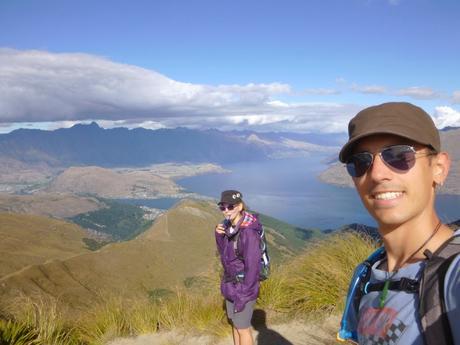 SENDERISMO EN LA ZONA DE QUEENSTOWN: BEN LOMOND EN VERANO