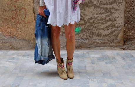 mAYO eN bLANCO ¡ #nOUNIFORMES