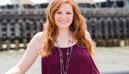 Descubriendo a... Elizabeth Eulberg