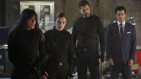 AGENTES DE S.H.I.EL.D -TEMPORADA 2- THE DIRTY HALF DOZEN