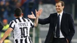 Juventus gana, Berlusconi Berlusconi persiste y reenvida