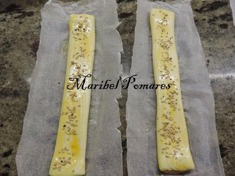 Cañas de hojaldre y nutella.