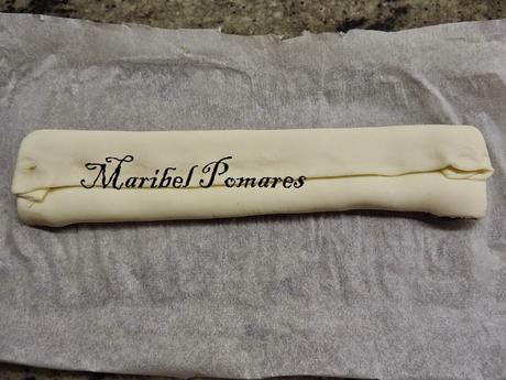 Cañas de hojaldre y nutella.