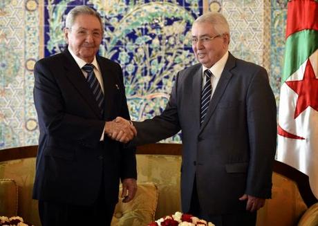 Raúl Castro por tres días en Argelia de visita oficial [+ video]