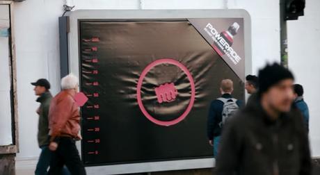 Powerade crea unas vallas publicitarias para hacer deporte
