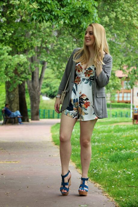 mono_flores_sheinside-outfit_primavera-blogger_bilbao