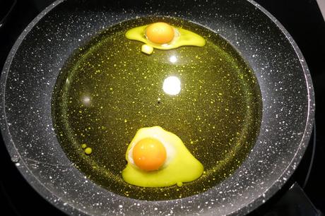 Pintxo de huevo de codorniz con sobrasada