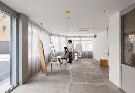 Una peluquería reducida a su mínima expresión, diseño interior en Japón.