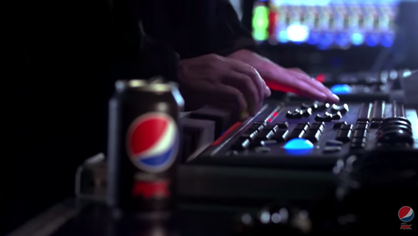 Fútbol y drones en la nueva campaña de Pepsi Max - Paperblog