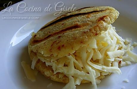 Receta: Arepas con Harina de Almendras