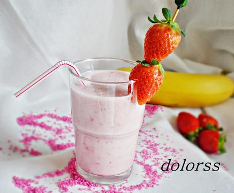 Batido de fresas y plátano