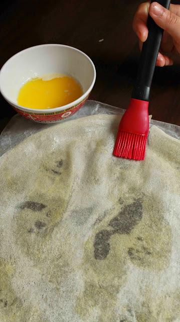 Pastela o bastila marroquí con pollo y almendras بسطيلة بالدجاج واللوز