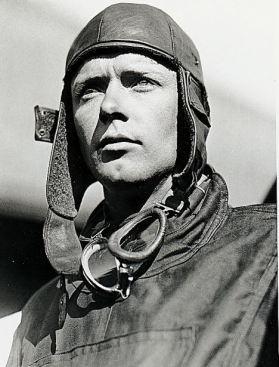 PICTURE SHOWS : CHARLES LINDBERGH PICTURED AT LONG ISLAND NEW YORK