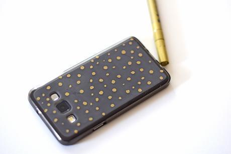 DIY. Gold dot mobile case
