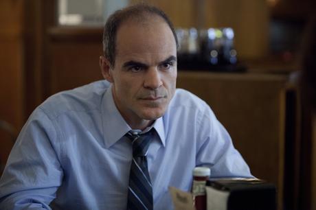 Dioses Seriéfilos: Frank Underwood (feat. Doug Stamper) Dioses Seriéfilos: Frank Underwood (feat. Doug Stamper)