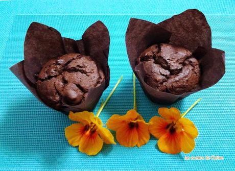 Magdalenas de chocolate y nueces