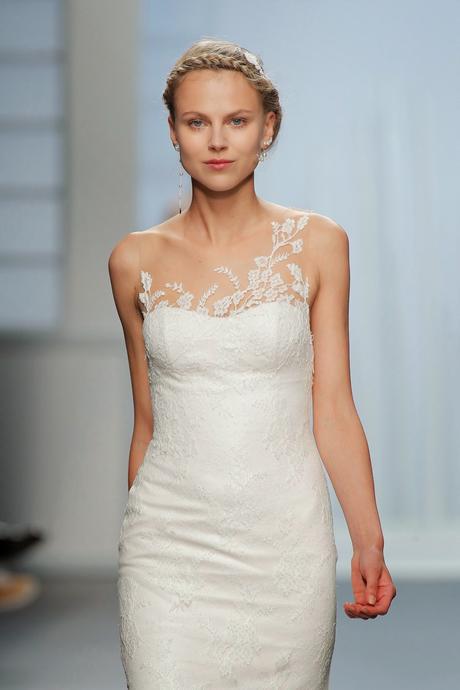La nueva colección de vestidos de novia Rosa Clará 2016 apuesta por la belleza femenina en estado puro
