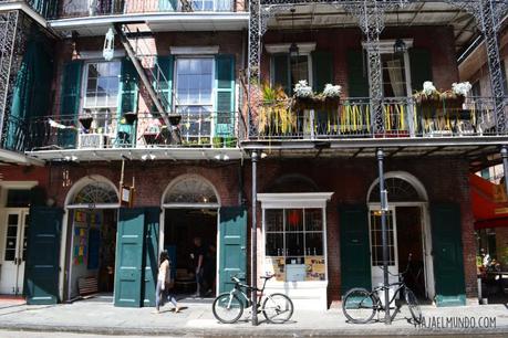 Una de las calles en el French Quarter