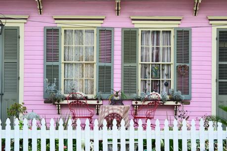 y sus casas parecen galerías de arte al aire libre