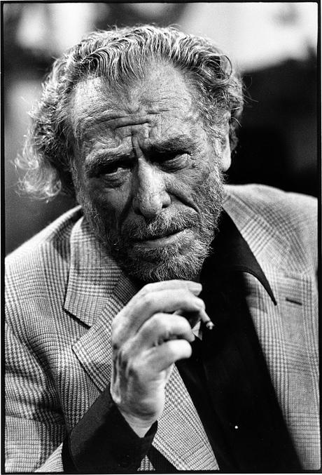 Erecciones, eyaculaciones, exhibiciones, Charles Bukowski