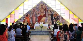 MONSEÑOR LINO PANIZZA CELEBRA EN HONOR A LAS MADRES DE LA UCSS