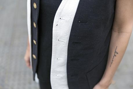 COLOR BLOCK VEST COLOR BLOCK VEST