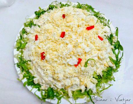 Ensalada de verano con merluza y patata