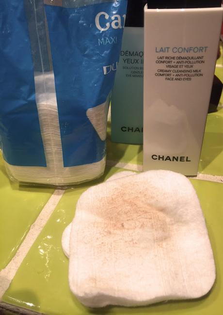 Las limpiadoras de Chanel: Probando, probando Lait Confort.