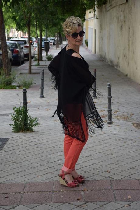 Nuevo look y kimono de flecos