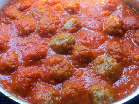 Albóndigas en salsa de tomate